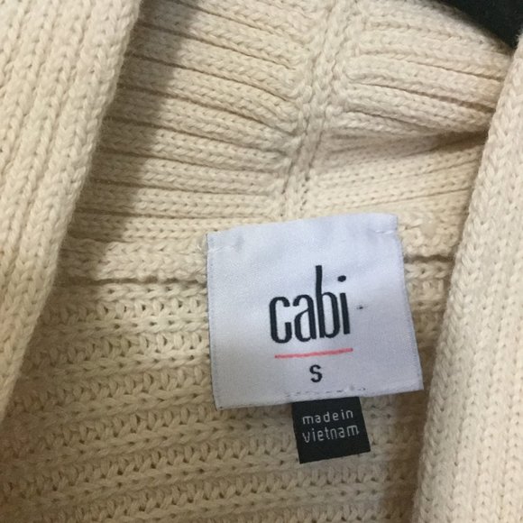 Cabi open front  knit cropped cardigan with multi colored sleeves size small - Picture 2 of 5